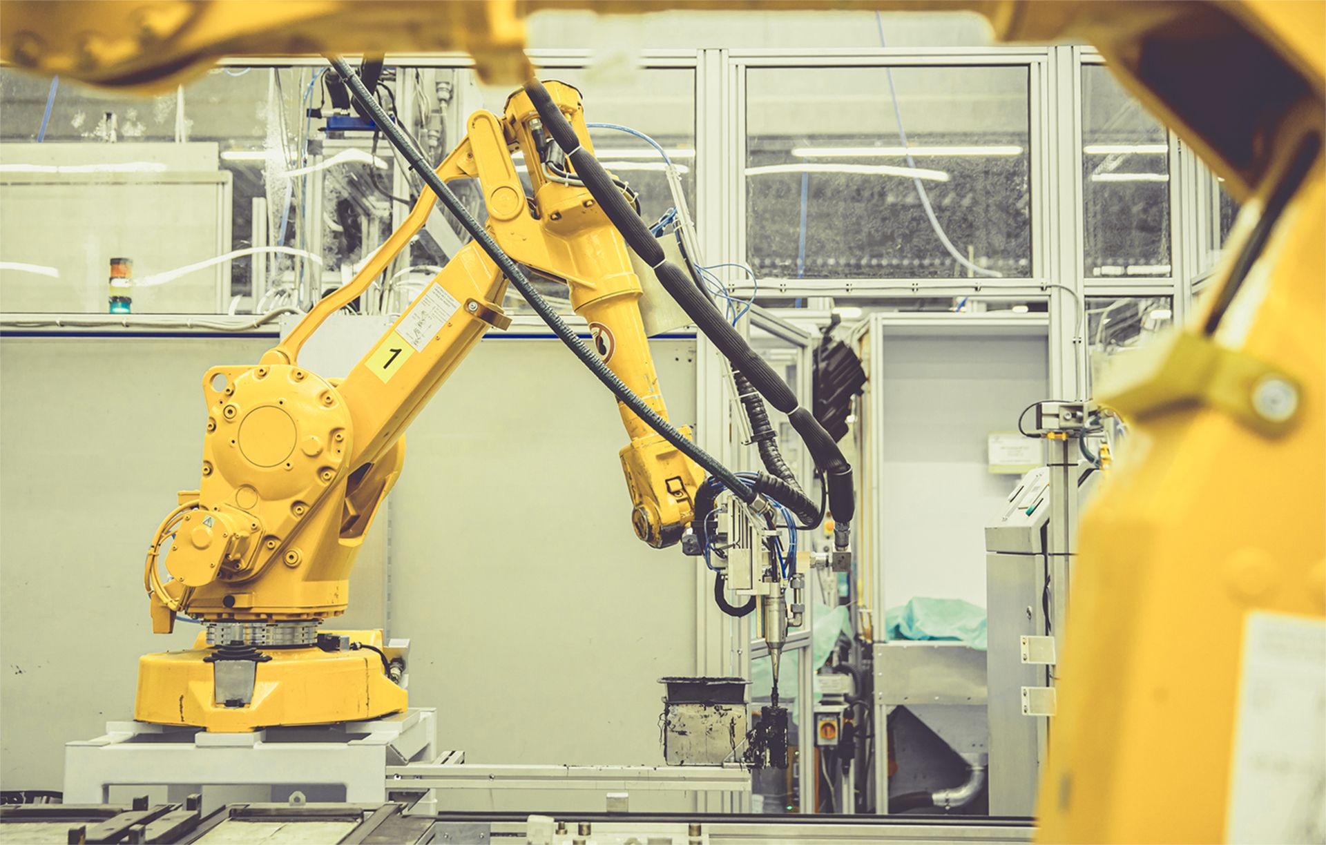 automatic-arms-factory-stopped-because-slowing-economy-stop-production-alt automatic-arms-factory-stopped-because-slowing-economy-stop-production-alt